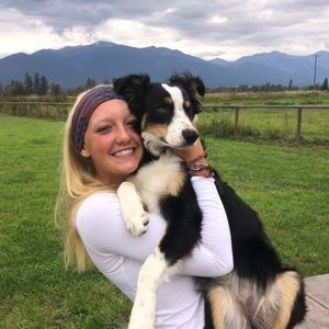 Meet your Posher, Macee